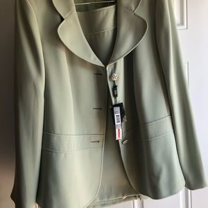 NWT Tahari Mint Green Skirt Suit 18W